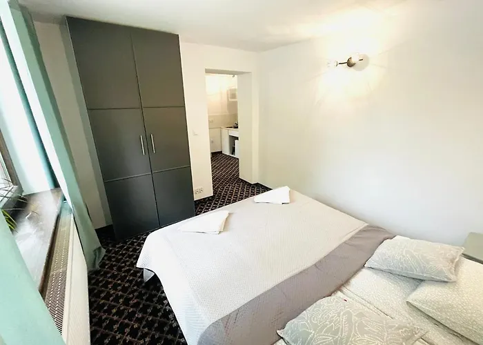 Jawor Couette-café 3*