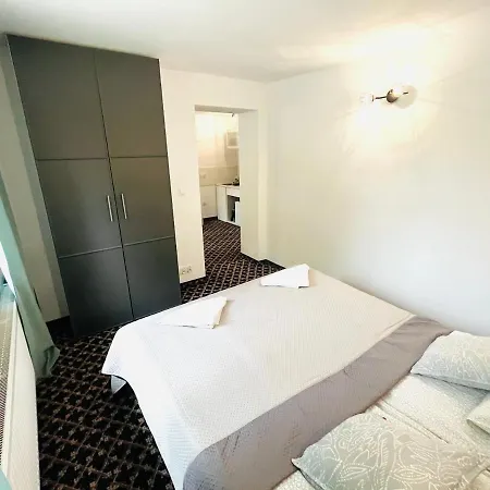 Jawor Couette-café 3*