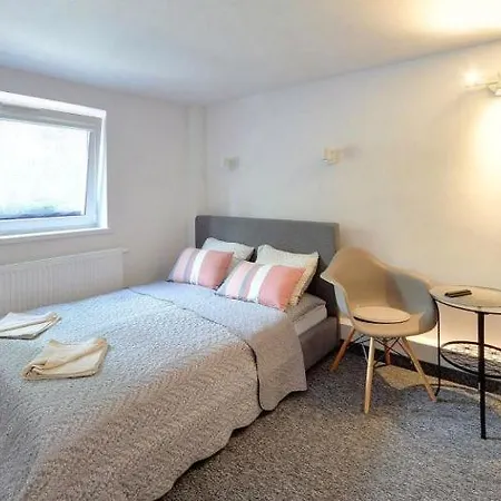 Jawor Bed & Breakfast